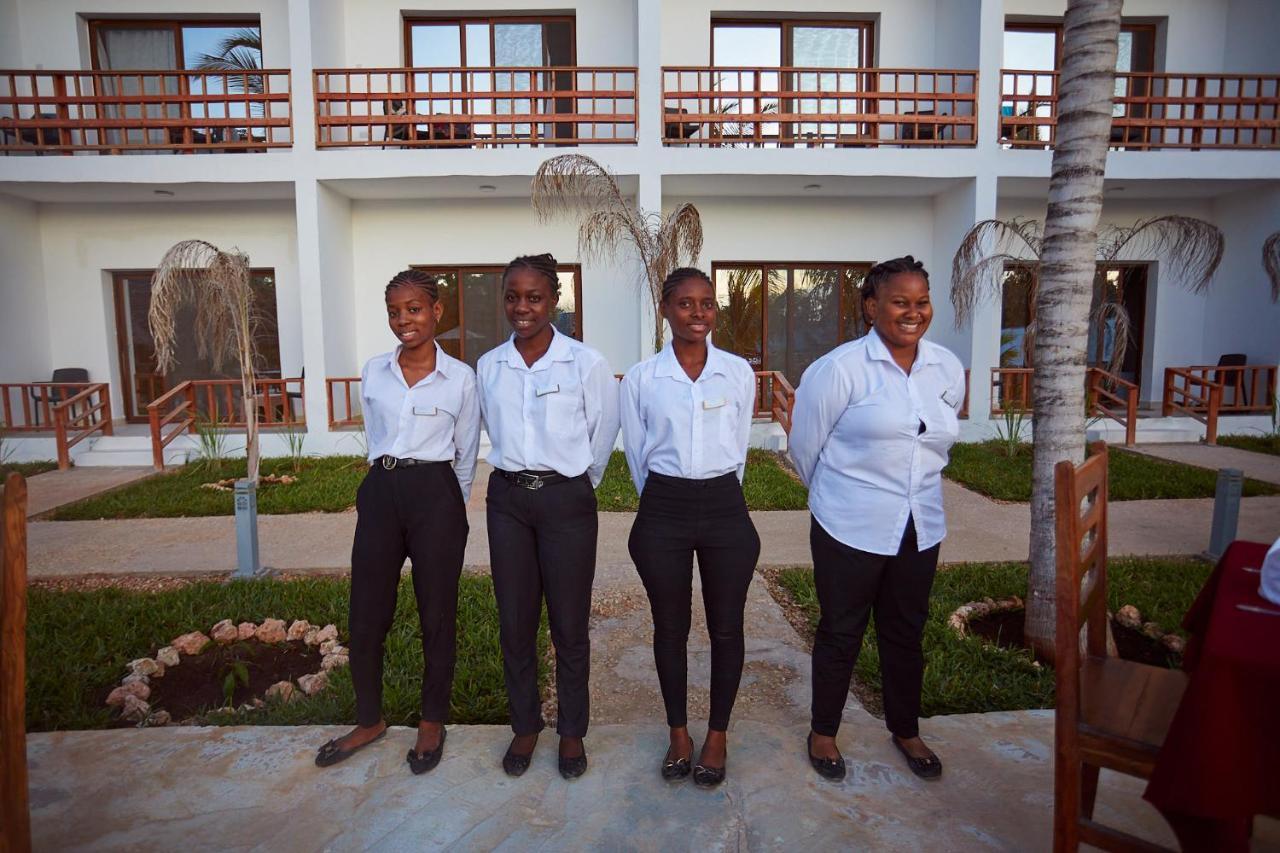 Malika Nungwi Hotel Buitenkant foto